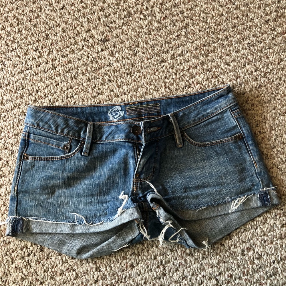 Bullhead shorts